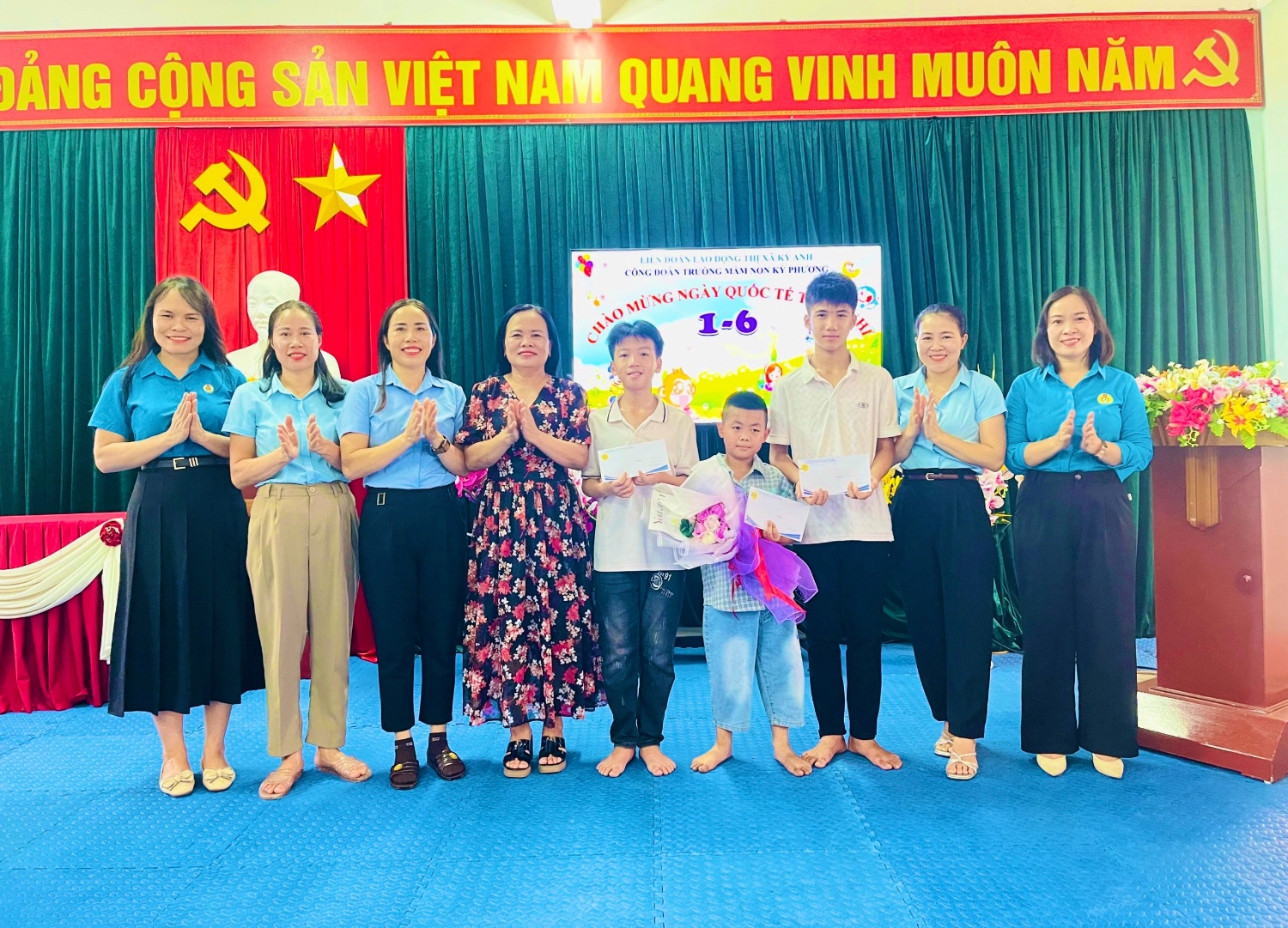 TRƯỜNG MẦM NON KỲ PHƯƠNG TỔ CHỨC TẾT THIẾU NHI CHO CON, CHÁU CBGVNV TRONG NHÀ TRƯỜNG !