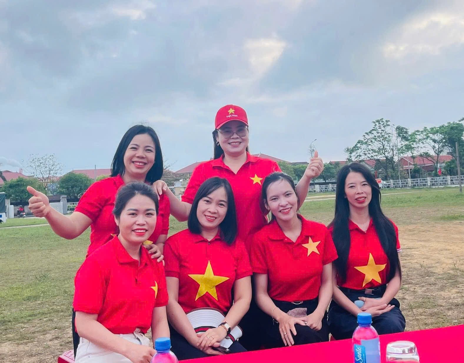 z7648144416896 4bb4e8bc75454ffee82c2e66a8cd90b5