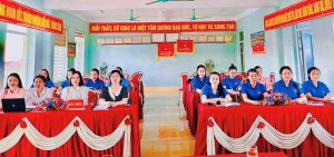 CHI ĐOÀN TRƯỜNG MẦM NON KỲ PHƯƠNG TỔ CHỨC SINH HOẠT CHỦ ĐỀ: “TUỔI TRẺ HÀ TĨNH VỮNG NIỀM TIN THEO ĐẢNG”