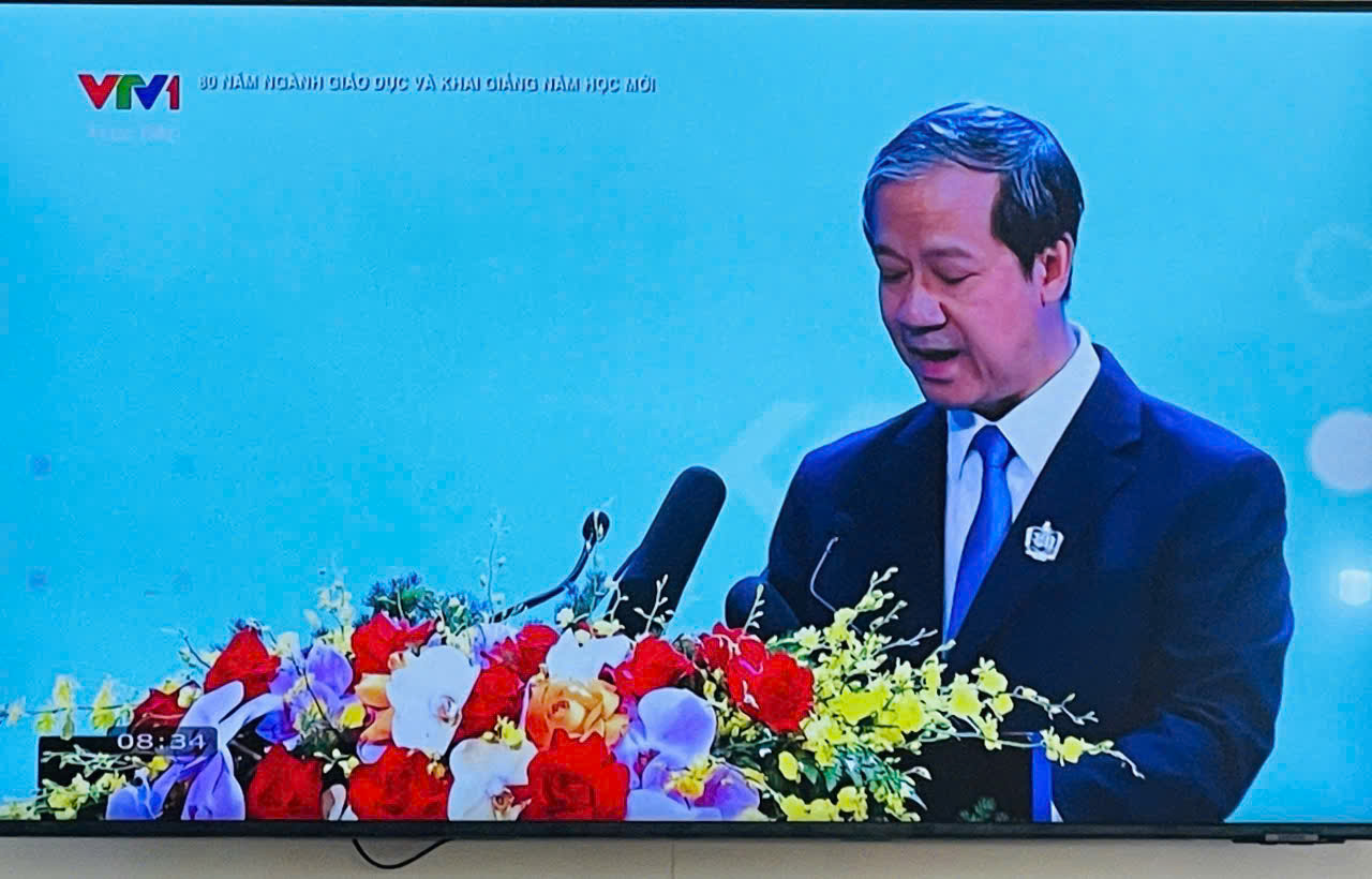 gen h z6983297145557 7f7478811078585afd4118c43313eea4