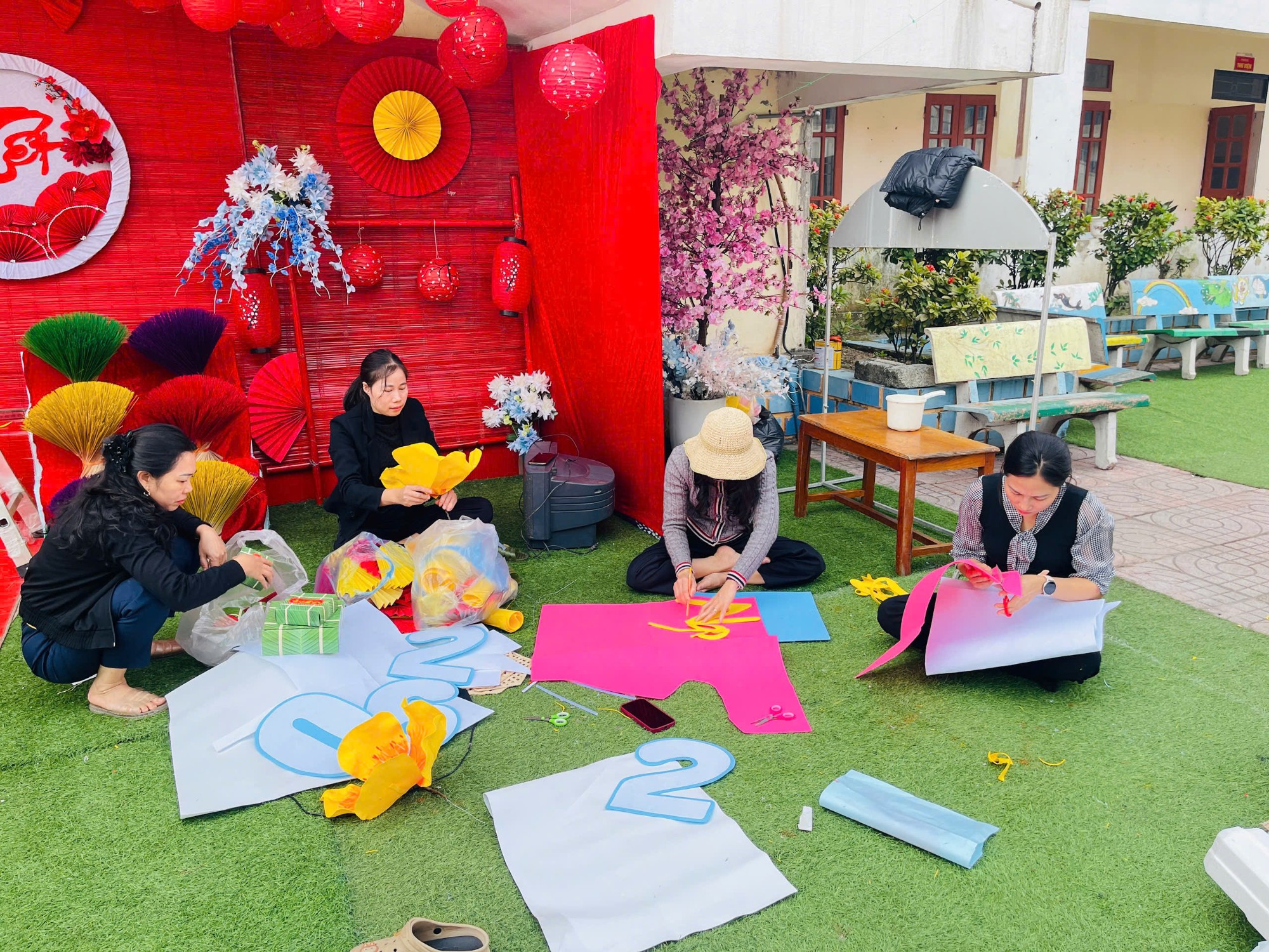 TRƯỜNG MẦM NON KỲ PHƯƠNG TÍCH CỰC TRANG TRÍ CHÀO XUÂN 2026!